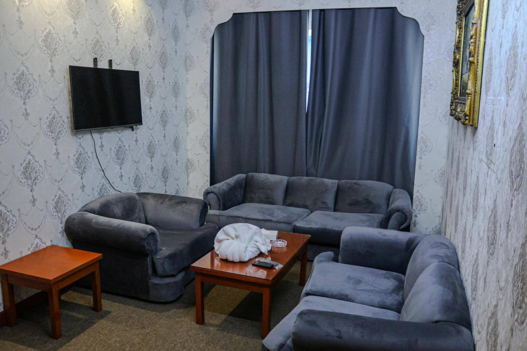 Boonmax Hotel Dubai Exterior foto